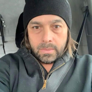 Meet your Posher, Henry